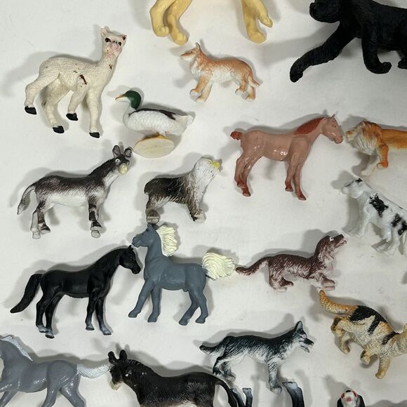 Lot of 86 Plastic Animal Minature Toys Figures Horse Dog Zebra Farm HIppo - Picture 3 of 14